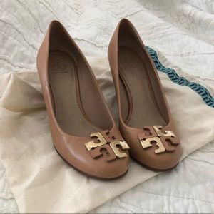 Tory Burch closed toe heels